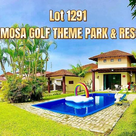 Melaka Afamosa Resort D'Amour Comfortable And Healing With Theater Projector Private Villa With Garden View Swimming Pool Seasonal Christmas Theme 外观 照片