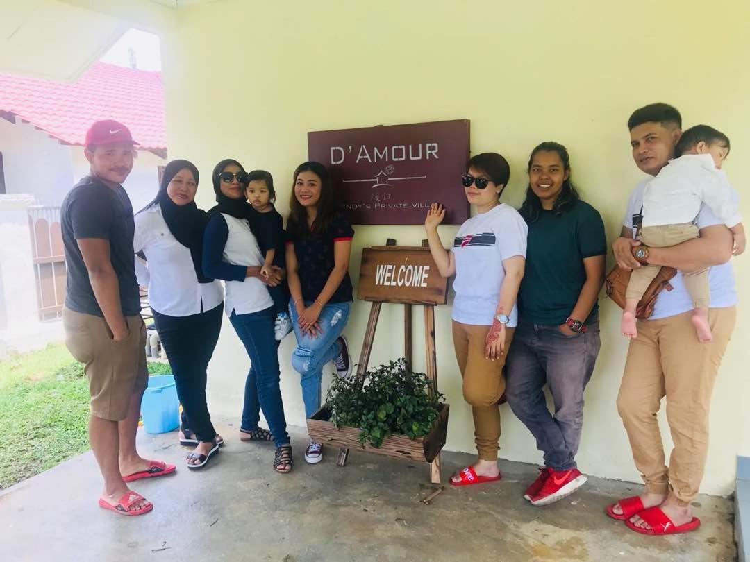 Melaka Afamosa Resort D'Amour Comfortable And Healing With Theater Projector Private Villa With Garden View Swimming Pool Seasonal Christmas Theme 外观 照片