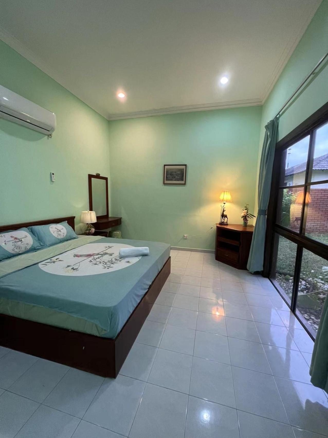 Melaka Afamosa Resort D'Amour Comfortable And Healing With Theater Projector Private Villa With Garden View Swimming Pool Seasonal Christmas Theme 外观 照片