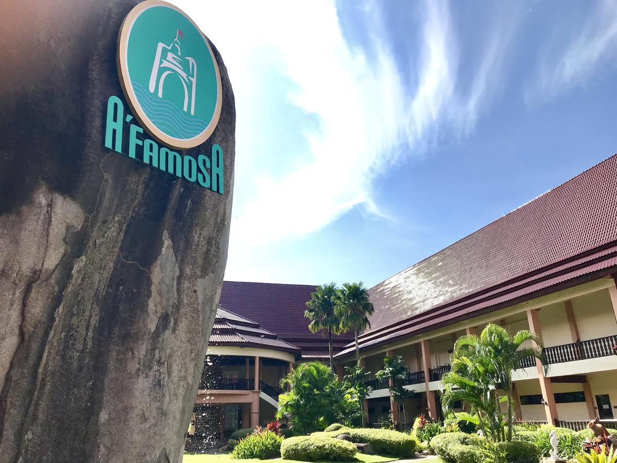 Melaka Afamosa Resort D'Amour Comfortable And Healing With Theater Projector Private Villa With Garden View Swimming Pool Seasonal Christmas Theme 客房 照片